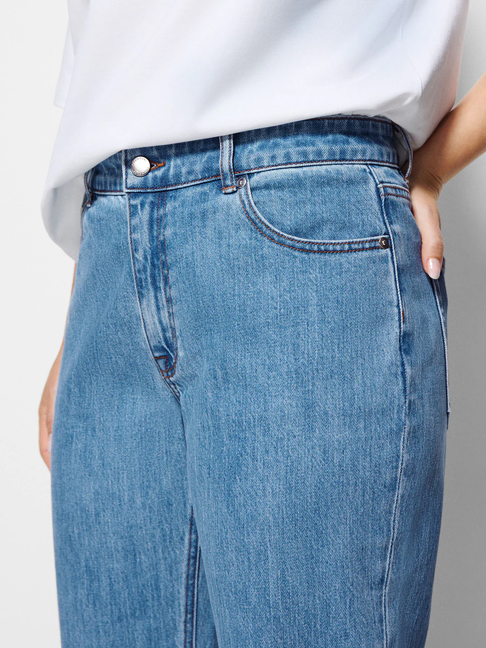 The Mid Rise Slim Jean - Image 3