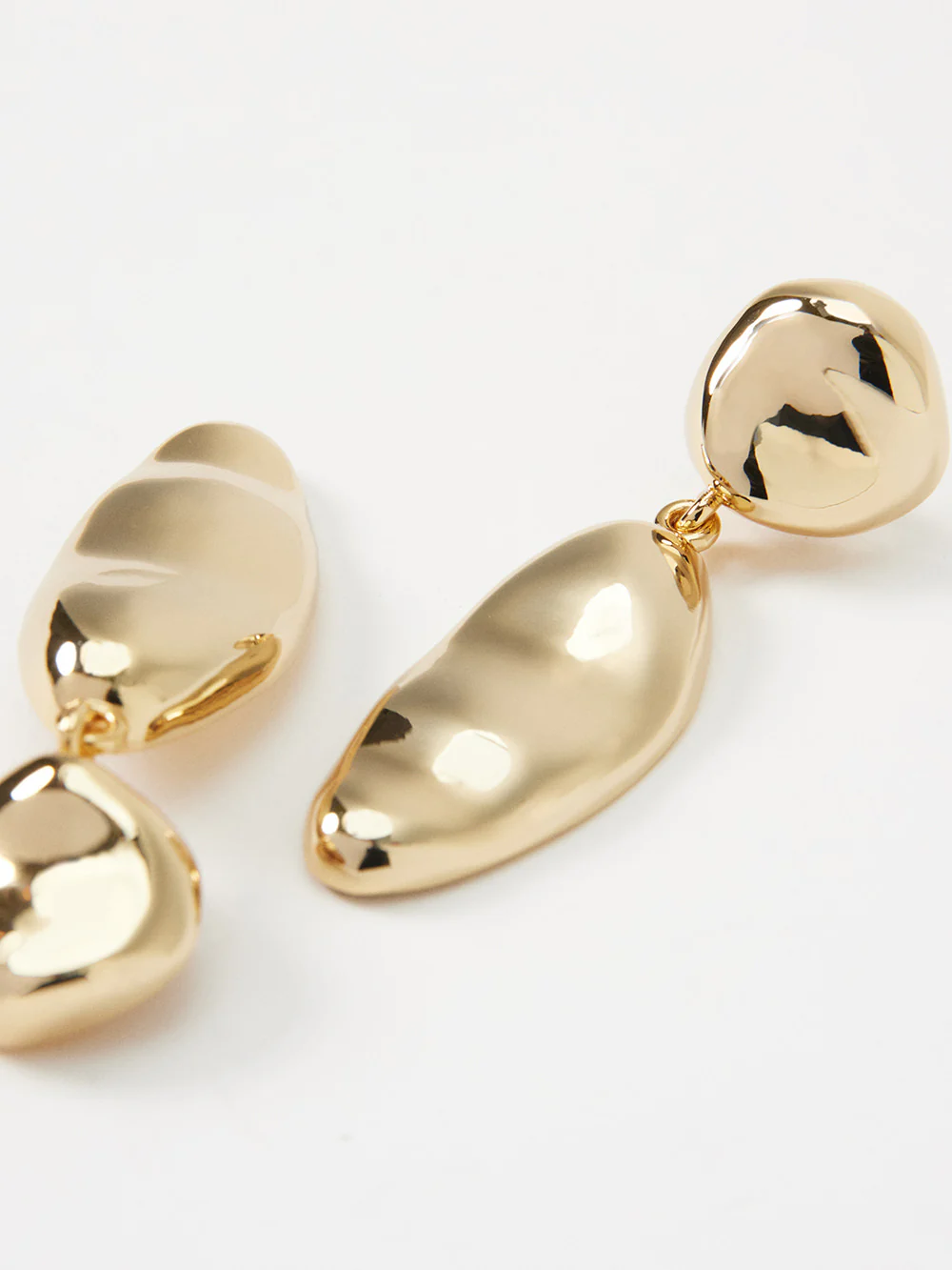 The Millie Drop Earrings - Image 3
