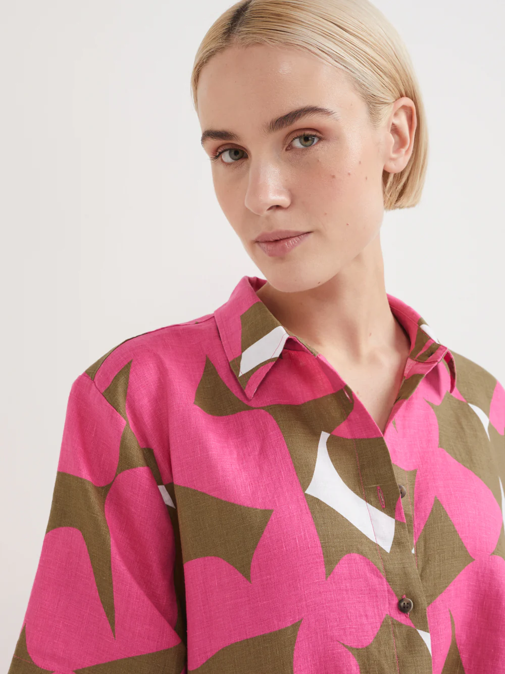 The Print Linen Shirt - Image 3