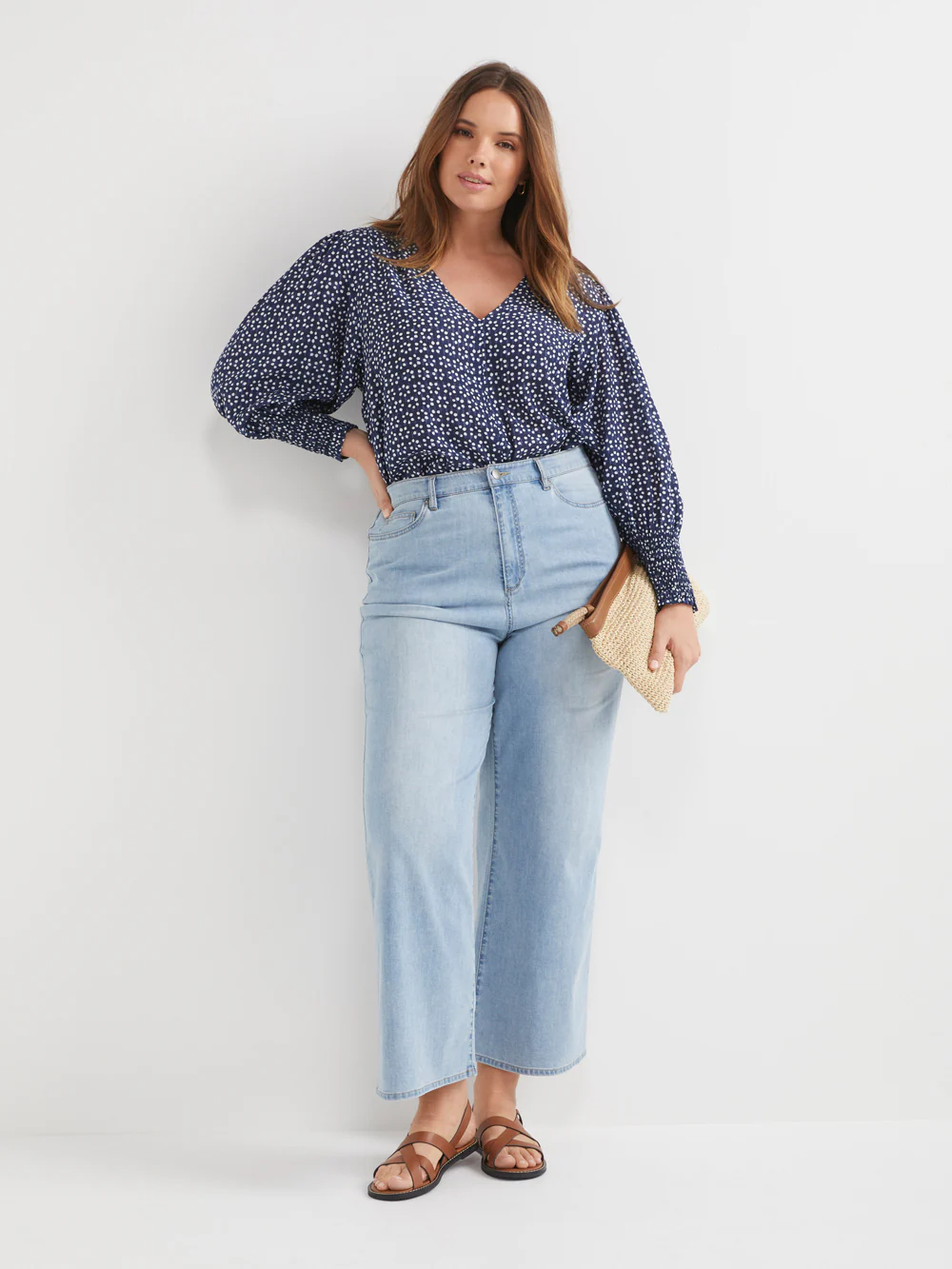 The Print V-Neck Blouse - Image 7