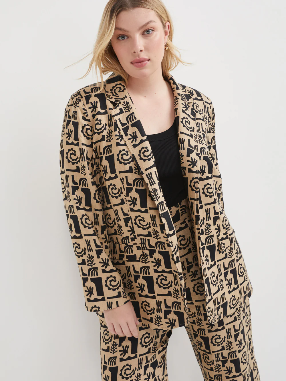 The Printed Linen Blazer - Image 5