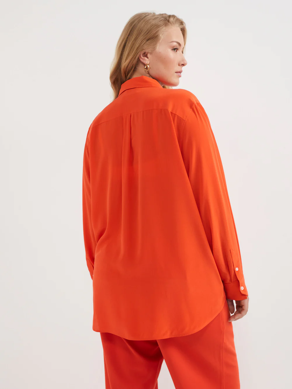 The Refined Silk Shirt - Image 9