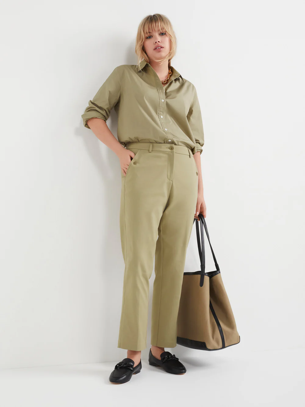 The Refined Stretch Cotton Trouser