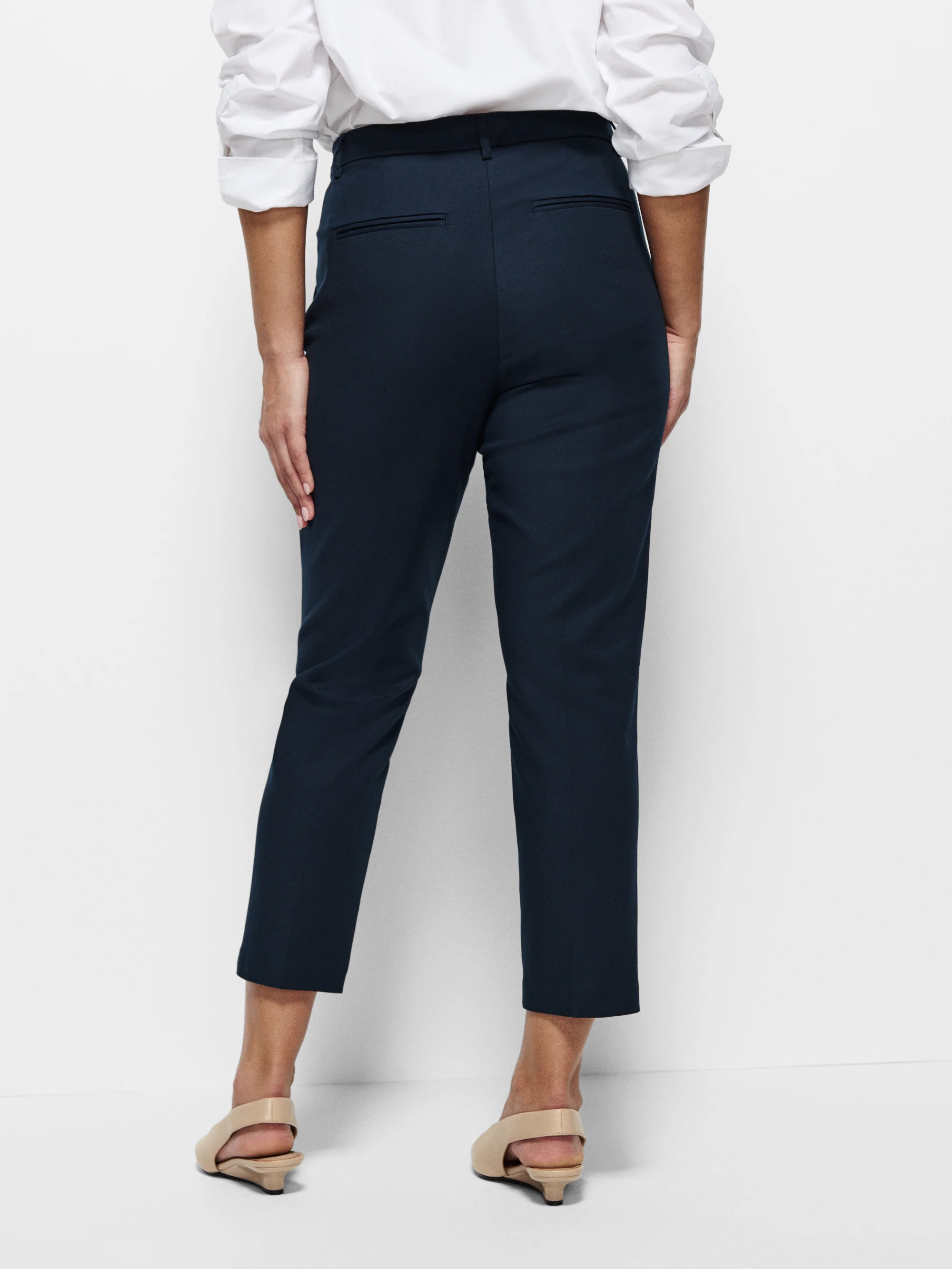 The Refined Stretch Cotton Trouser - Image 10