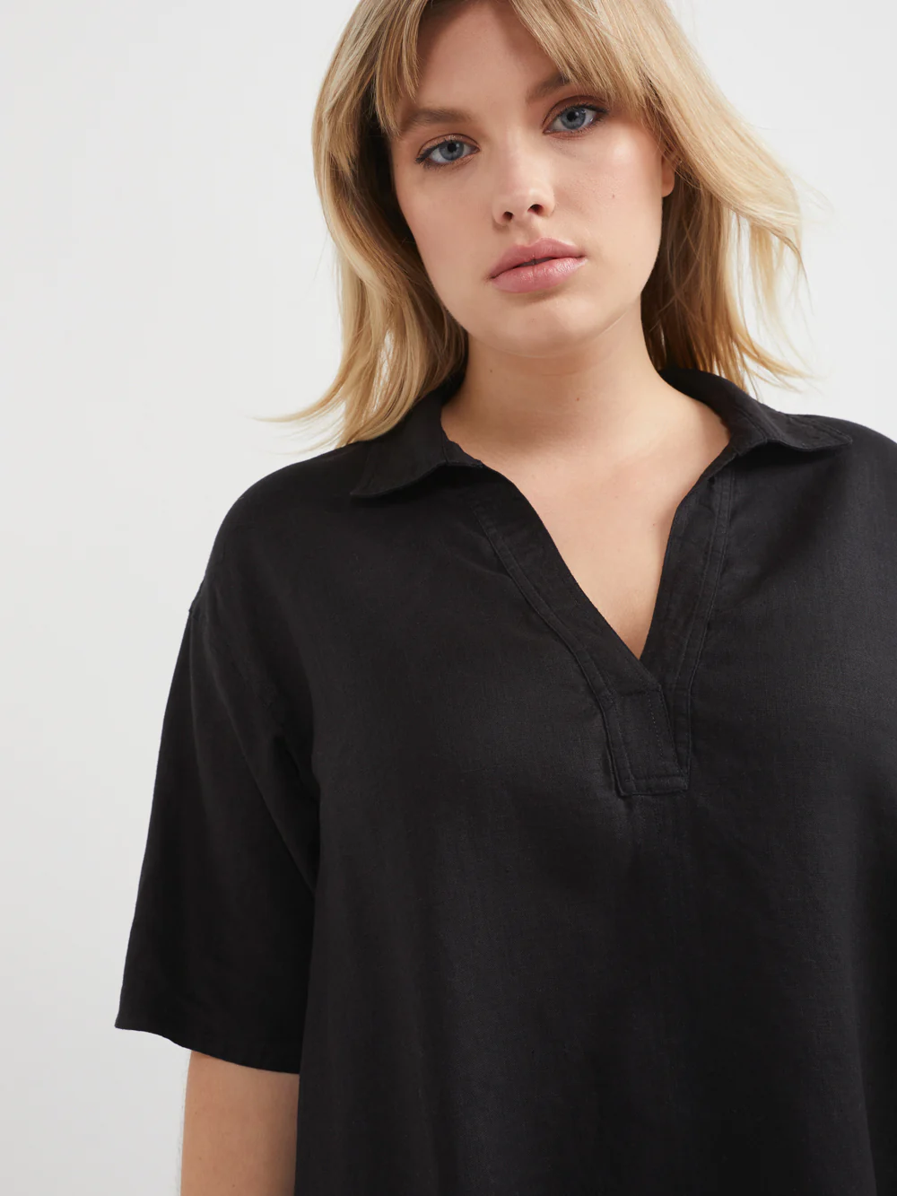 The Relaxed Linen Tunic Dress - Image 4
