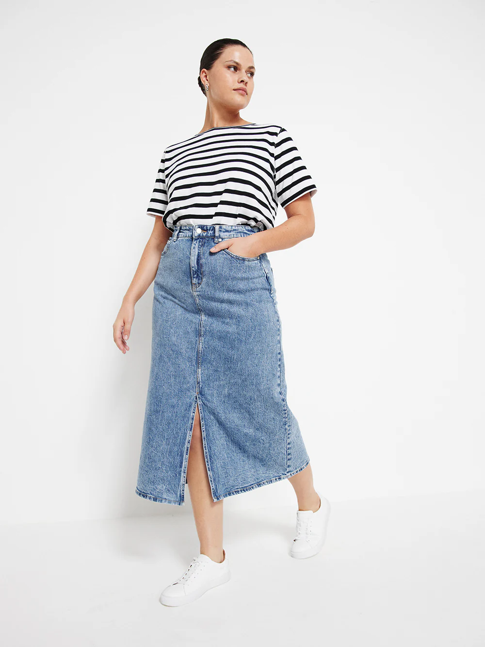 The Relaxed Side Split Stripe Tee - Image 2