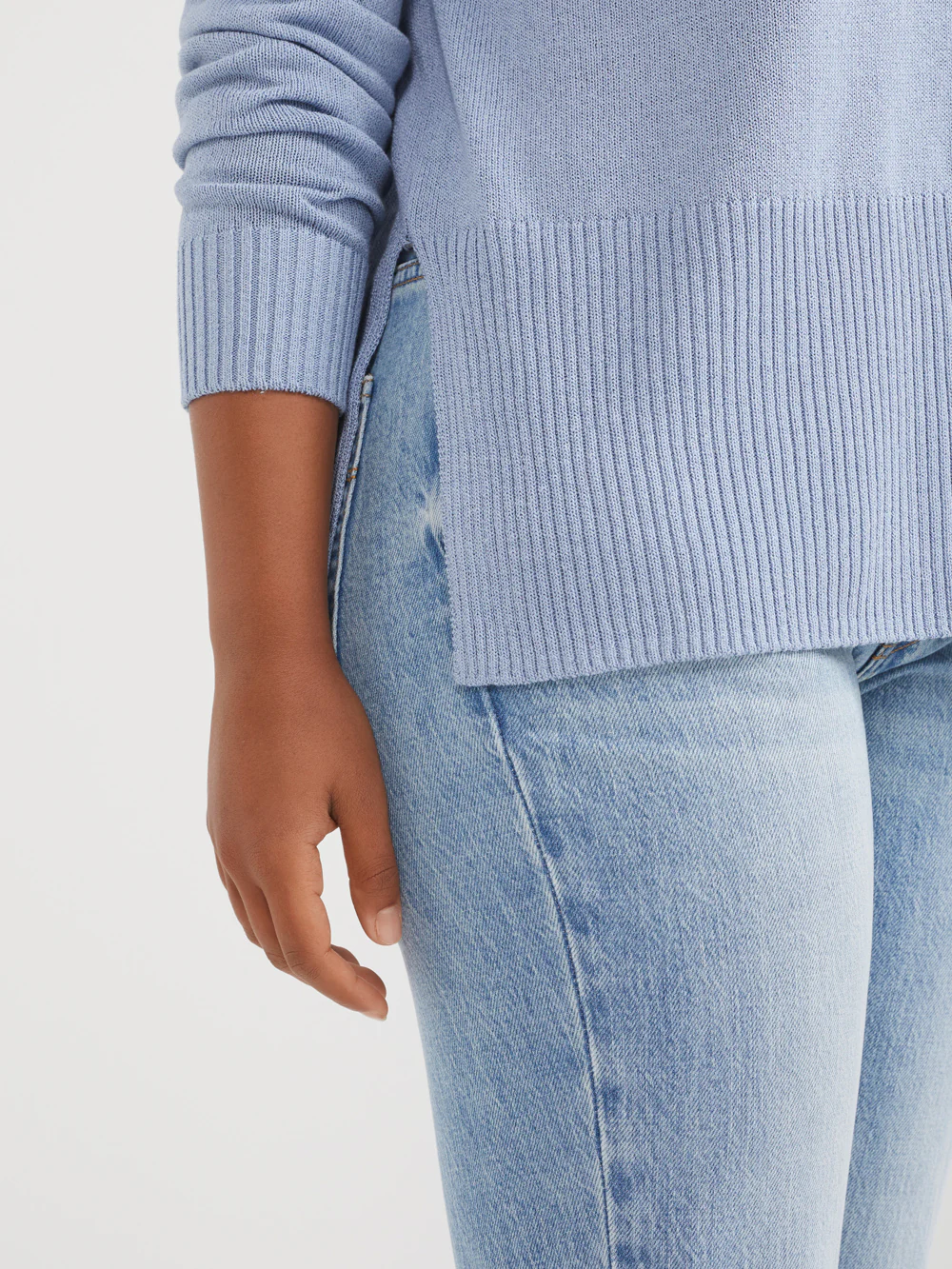 The Relaxed V-Neck Pullover - Image 4