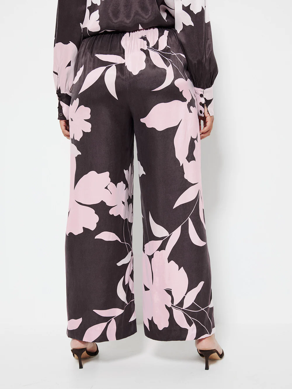 Floral Print Pant - Image 8