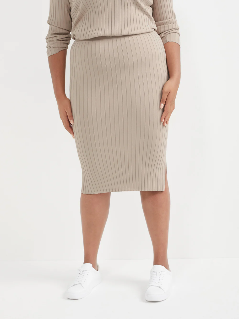The Rib Knit Skirt - Image 10