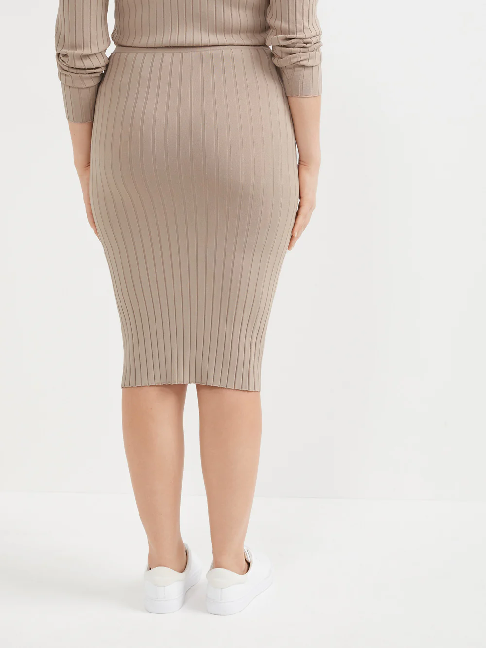 The Rib Knit Skirt - Image 3