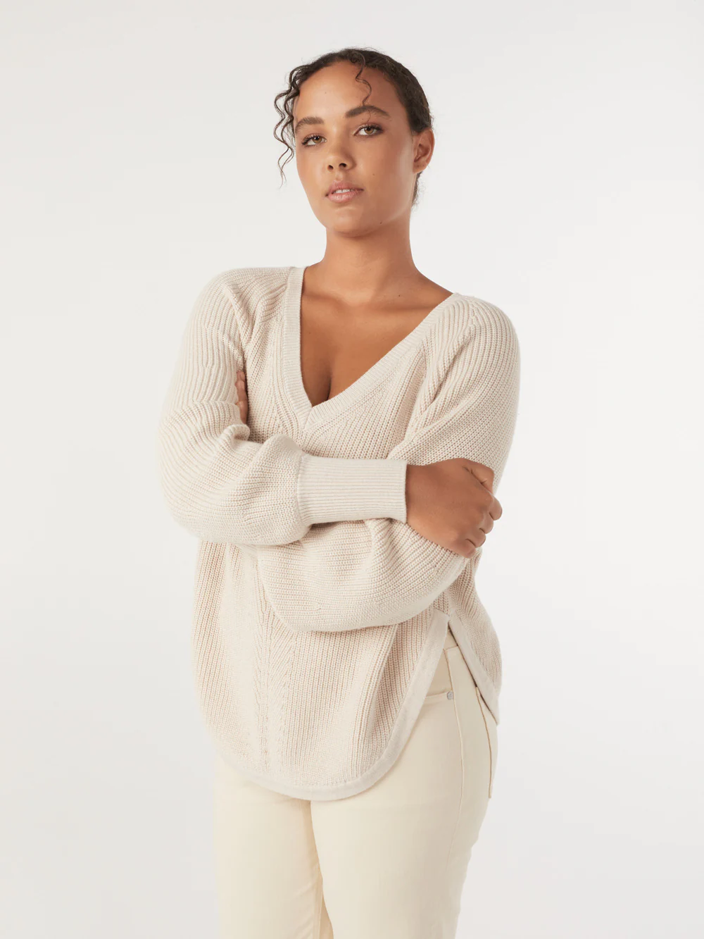 The Scooped Hem V-Neck Pullover - Image 3
