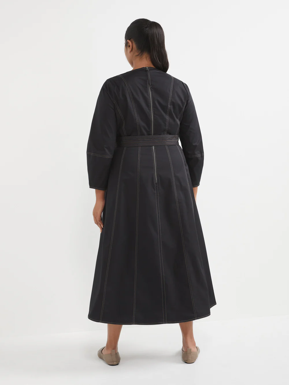The Seamed Stretch Cotton Dress - Image 8