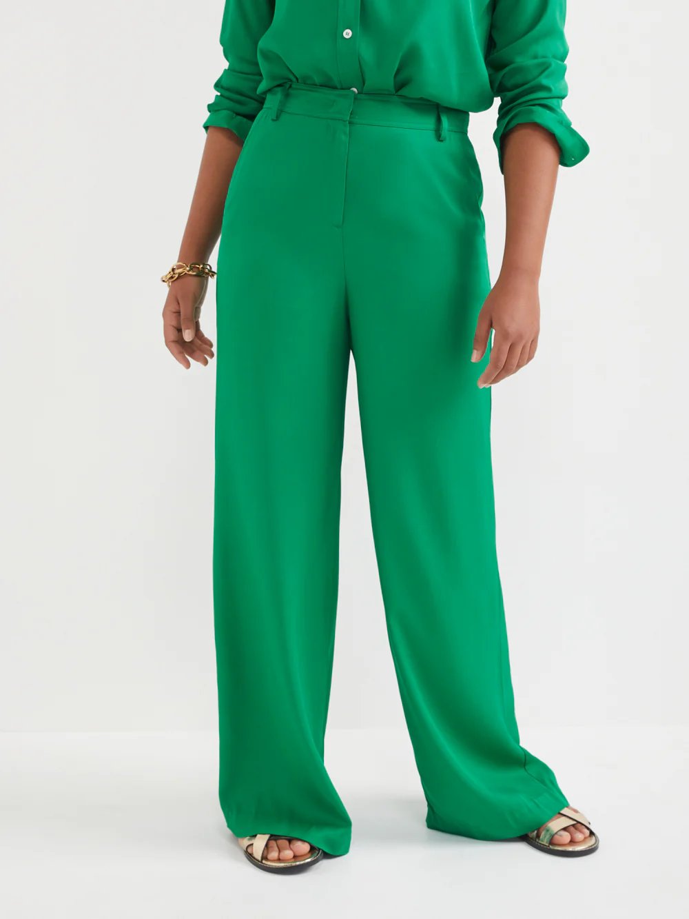 The Silky Twill Draped Trouser - Image 2