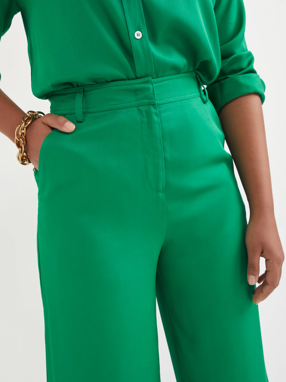 The Silky Twill Draped Trouser - Image 4