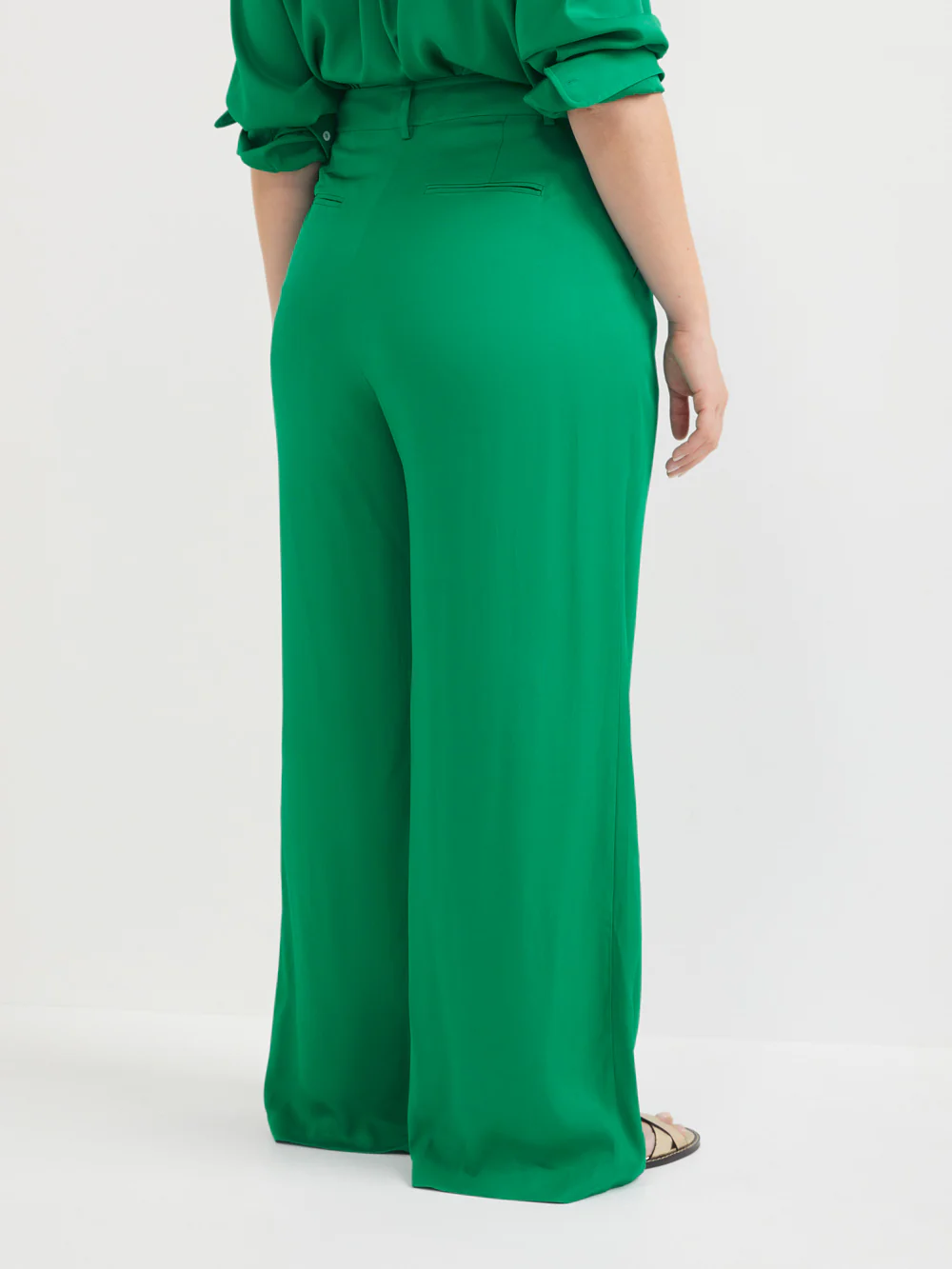 The Silky Twill Draped Trouser - Image 7