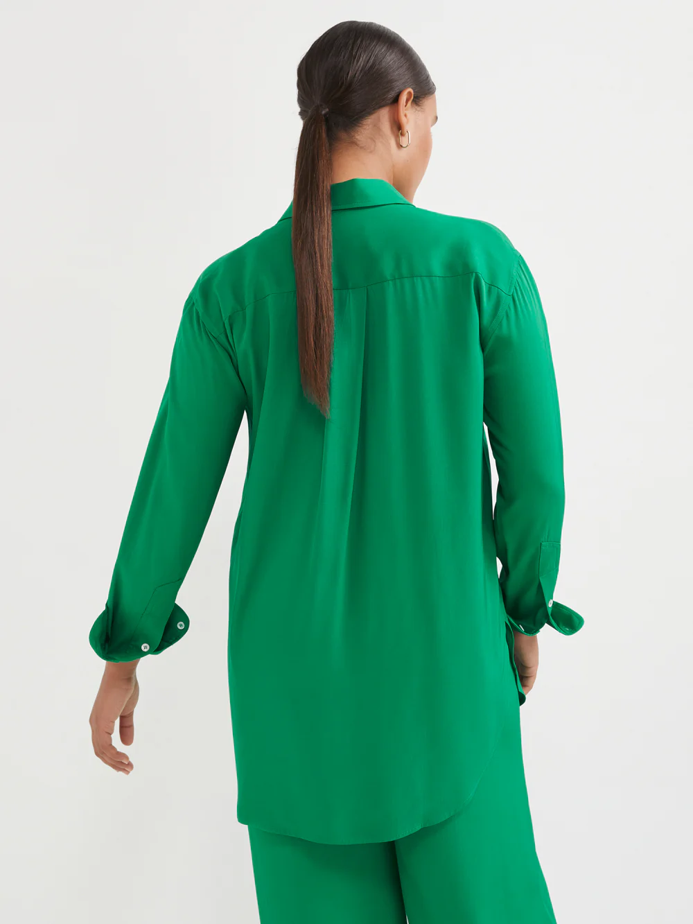 The Silky Twill Long Line Shirt - Image 3