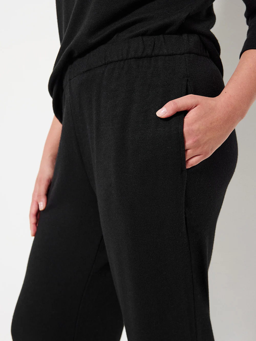 The Lounge Pant - Image 3