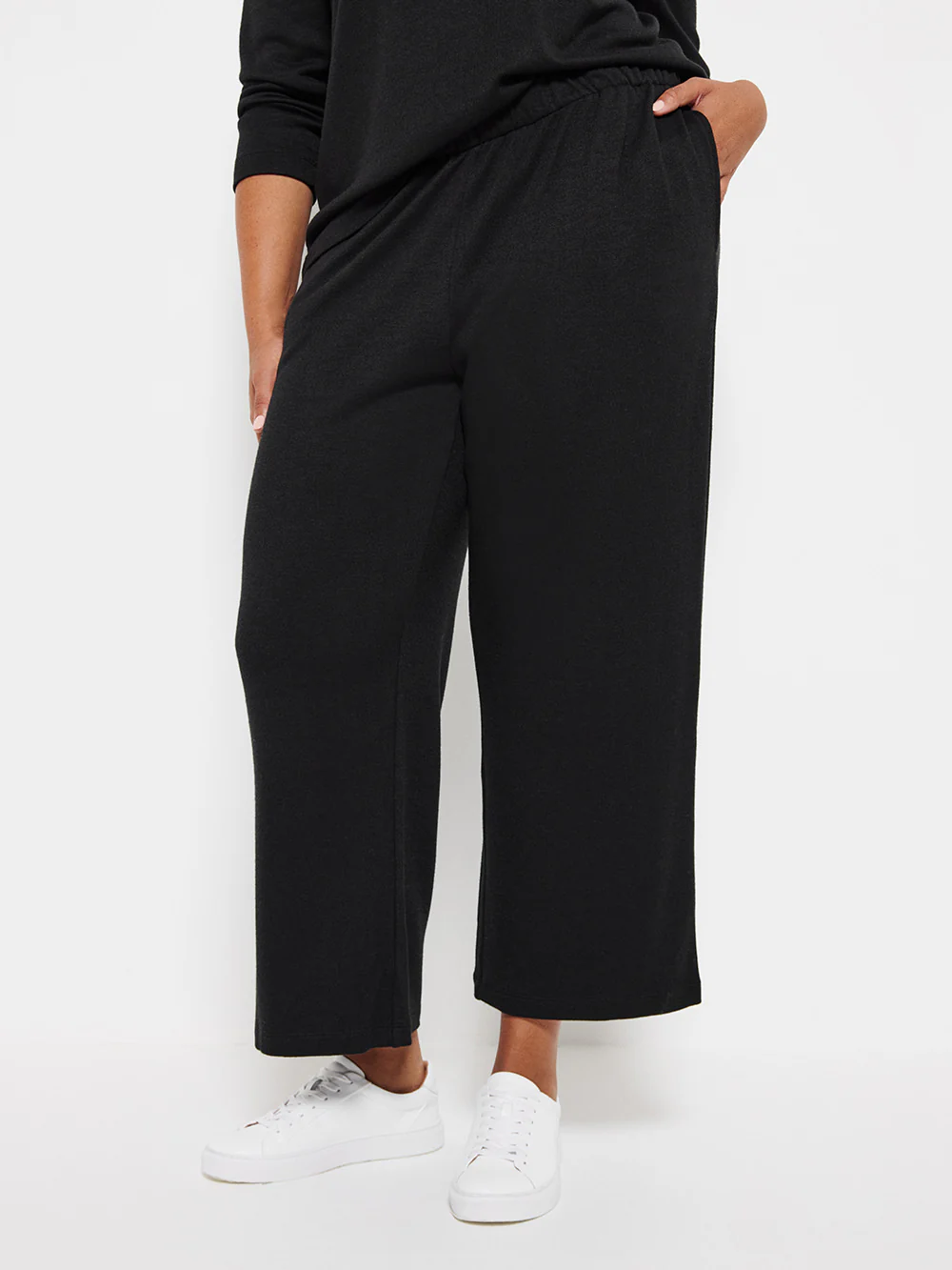 The Lounge Pant - Image 6