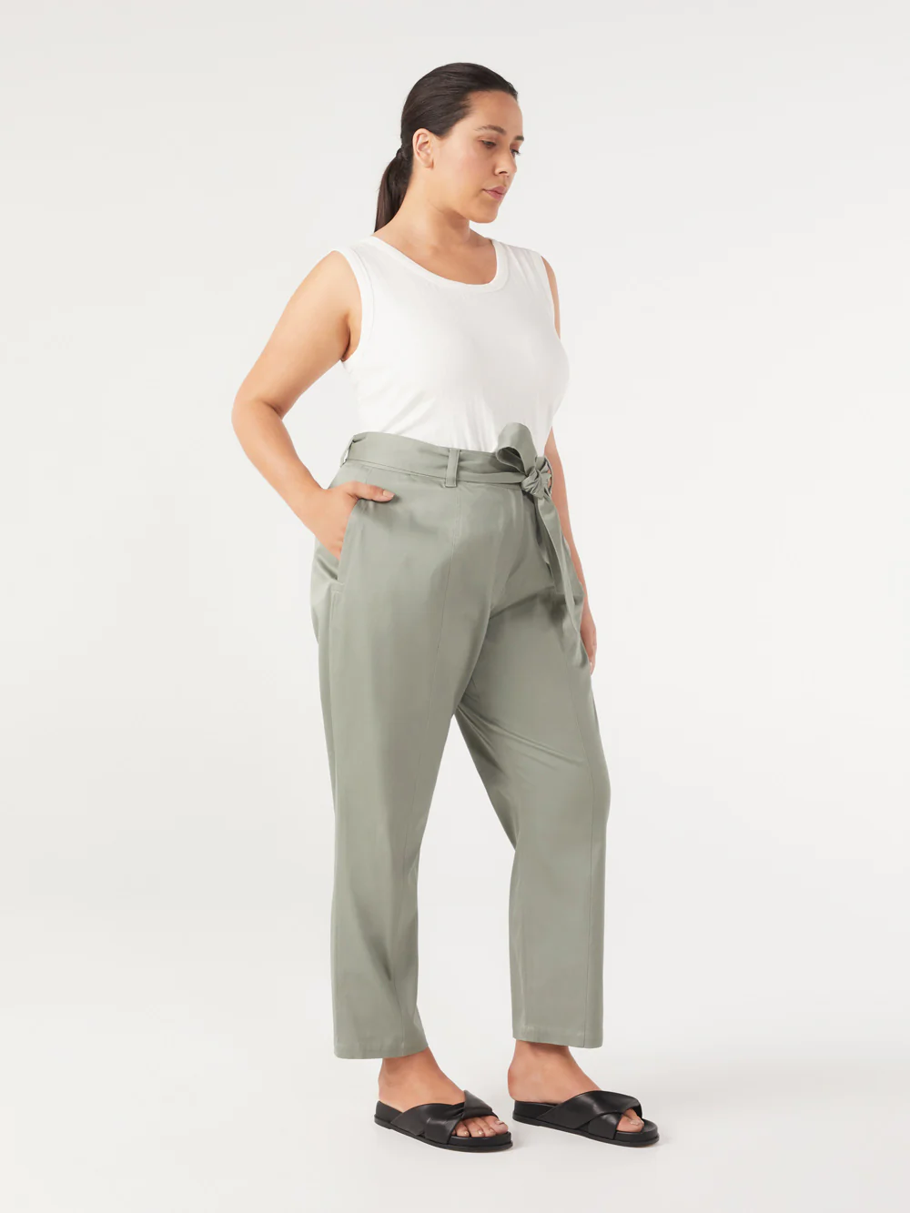 The Soft Stretch Cotton Pant - Image 5