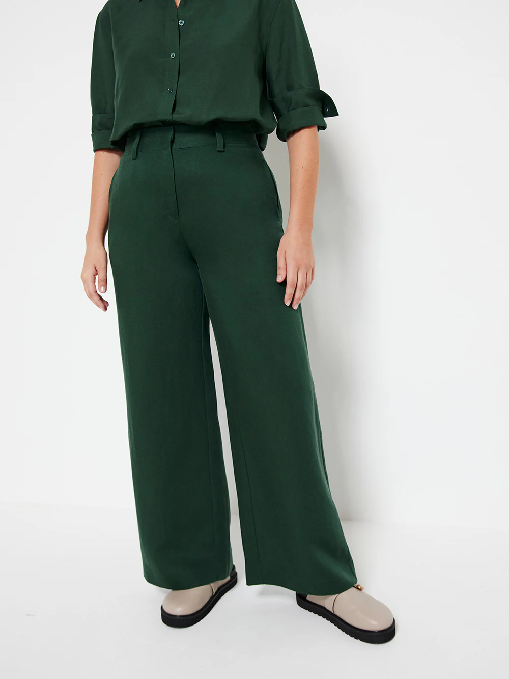 The Soft Twill Wide Leg Trouser - Image 2