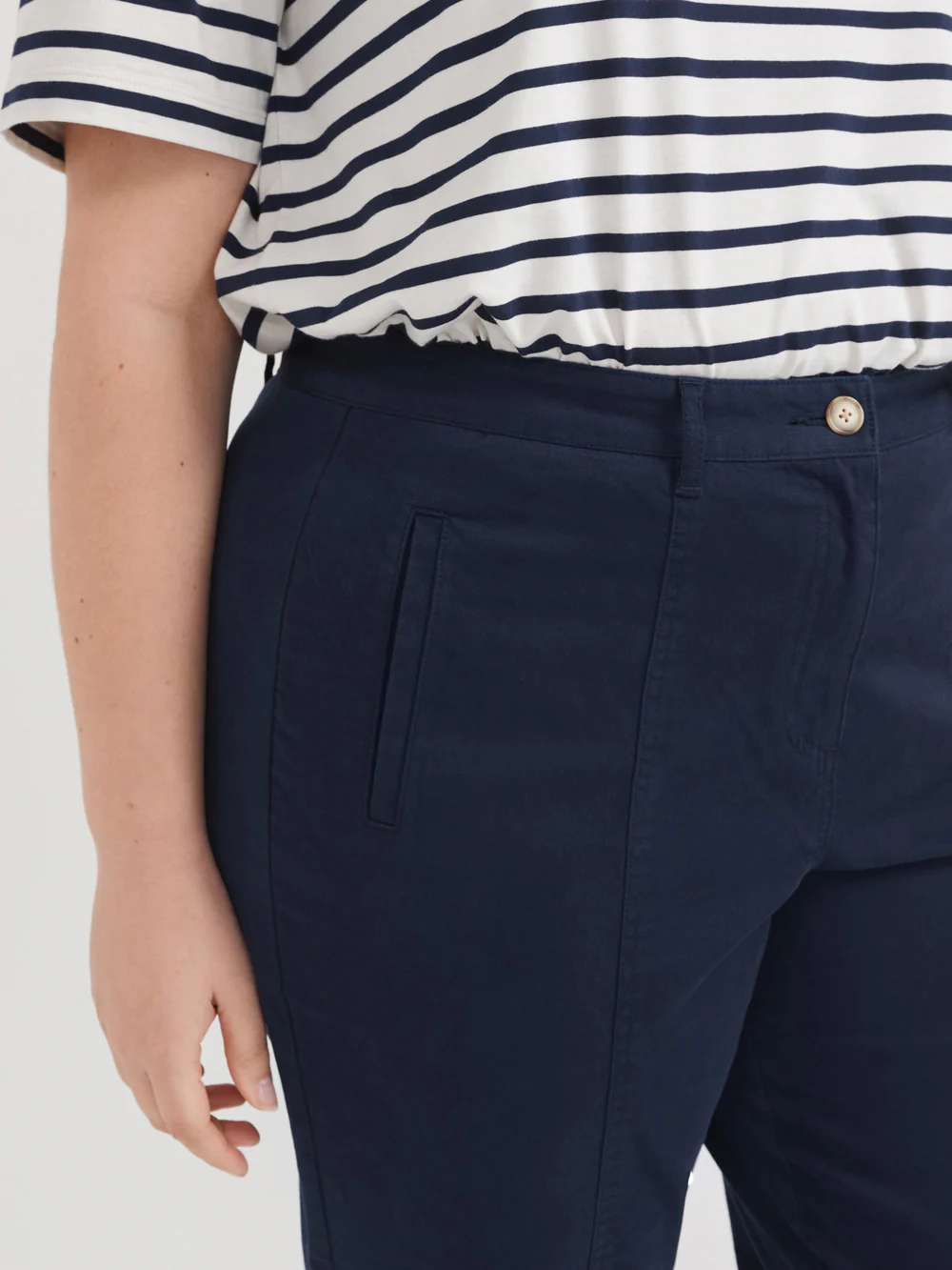 The Stretch Cotton Twill Pant - Image 8