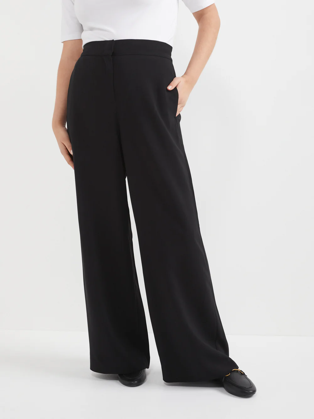 The Stretch Crepe Draped Trouser - Image 5