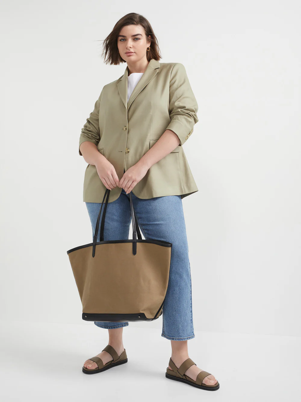 The Stretch Linen Blazer - Image 7