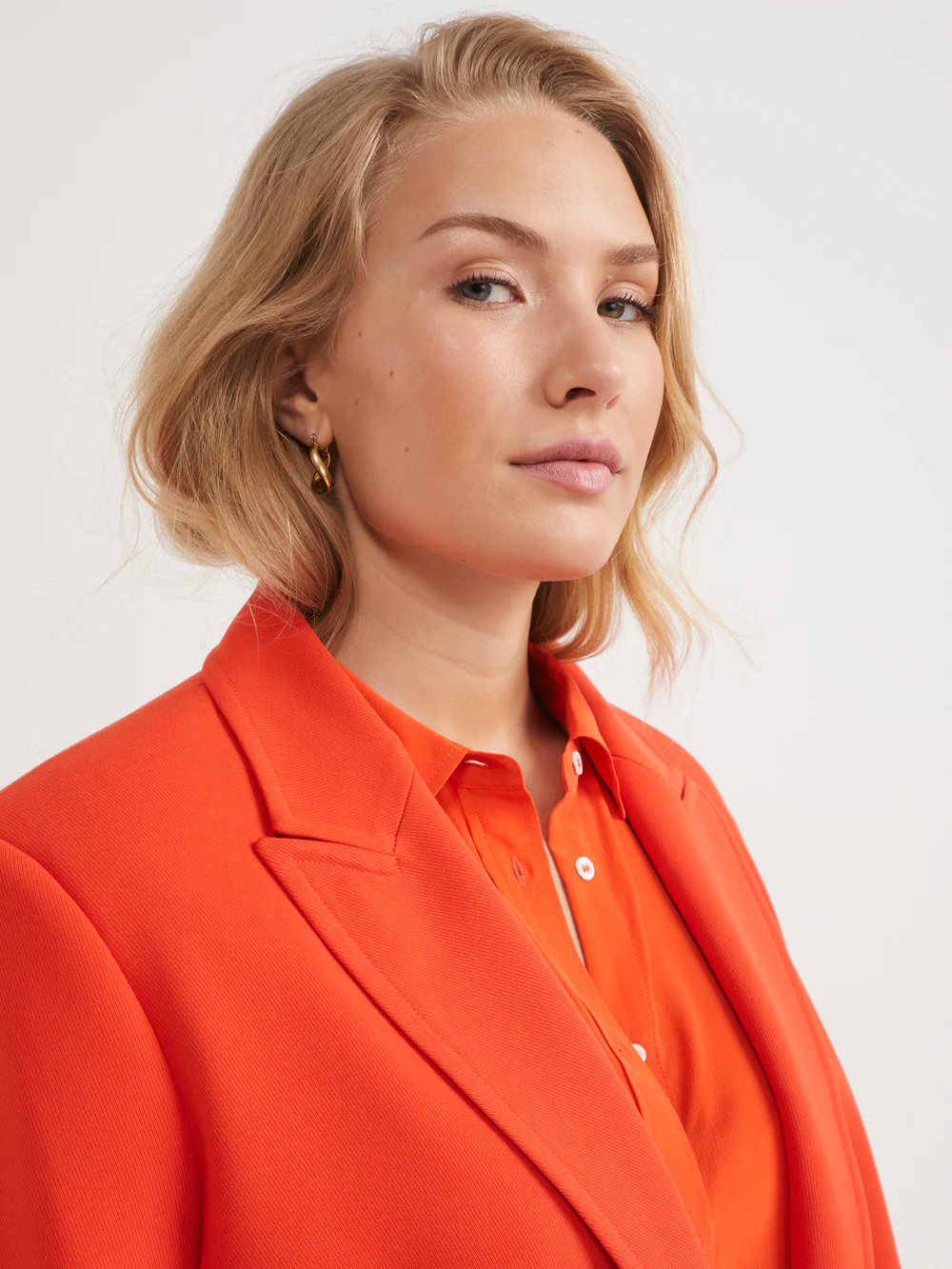 The Stretch Twill Double Breasted Blazer - Image 8