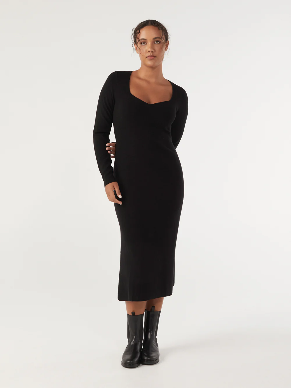 The Sweetheart Neckline Knit Dress