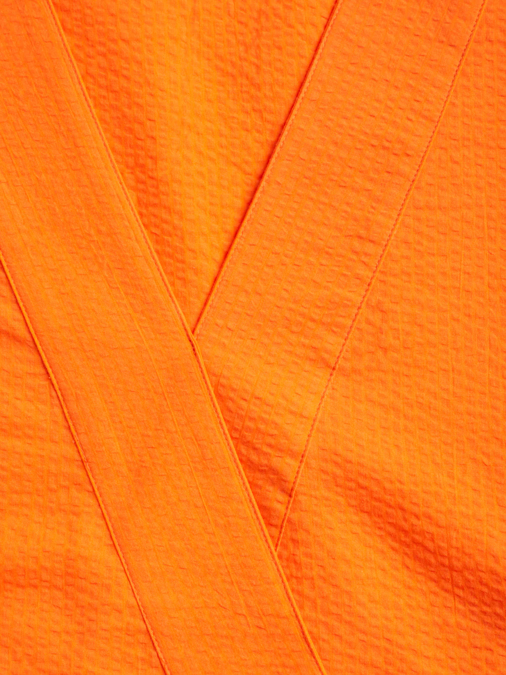 The V-Neck Seersucker Top - Image 10