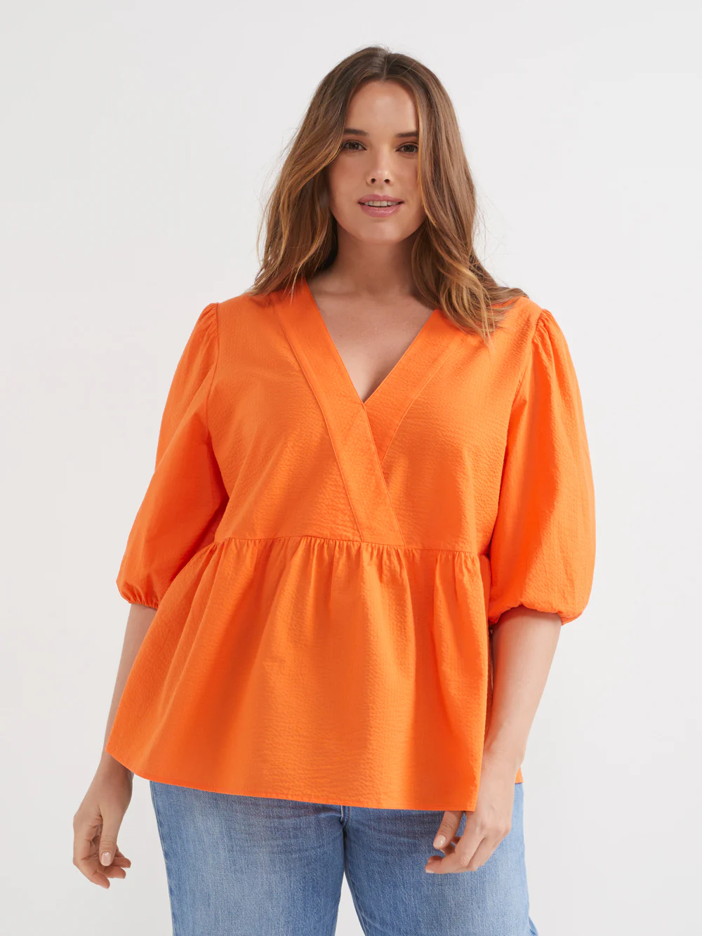 The V-Neck Seersucker Top - Image 6