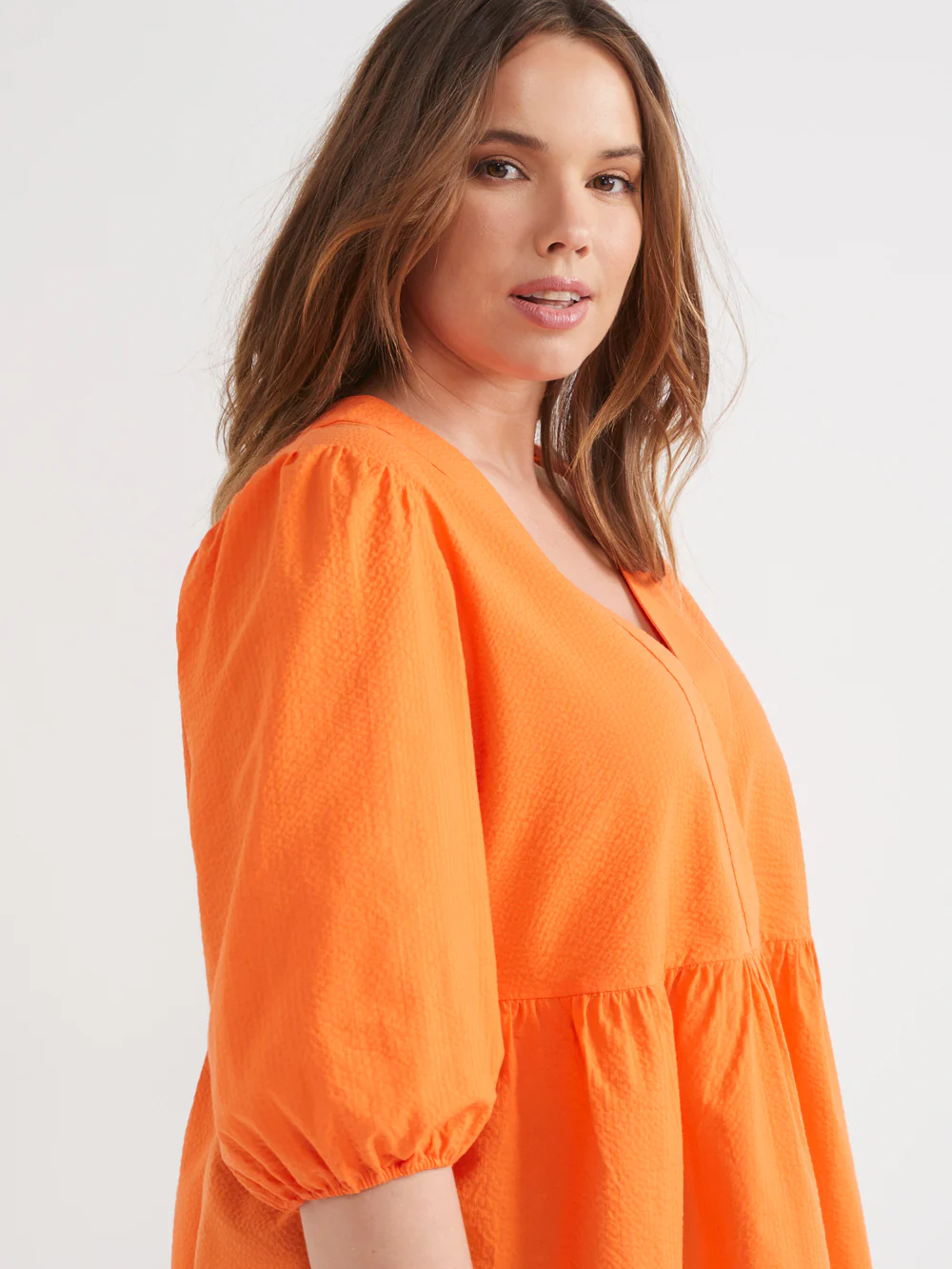 The V-Neck Seersucker Top - Image 9