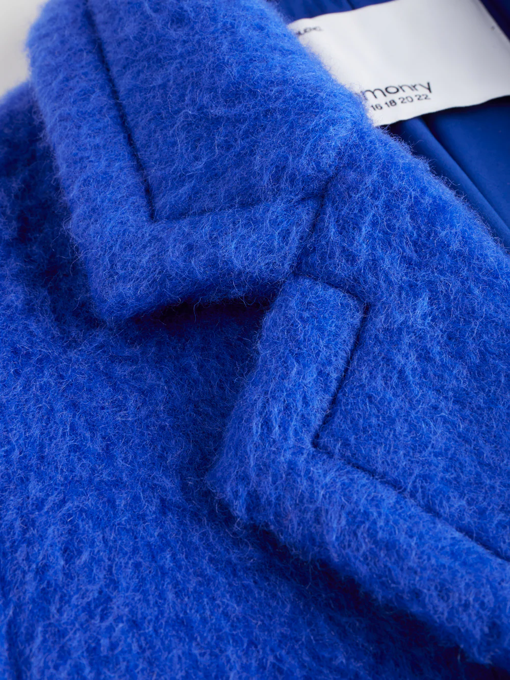 The Wool Blend Winter Coat - Image 5