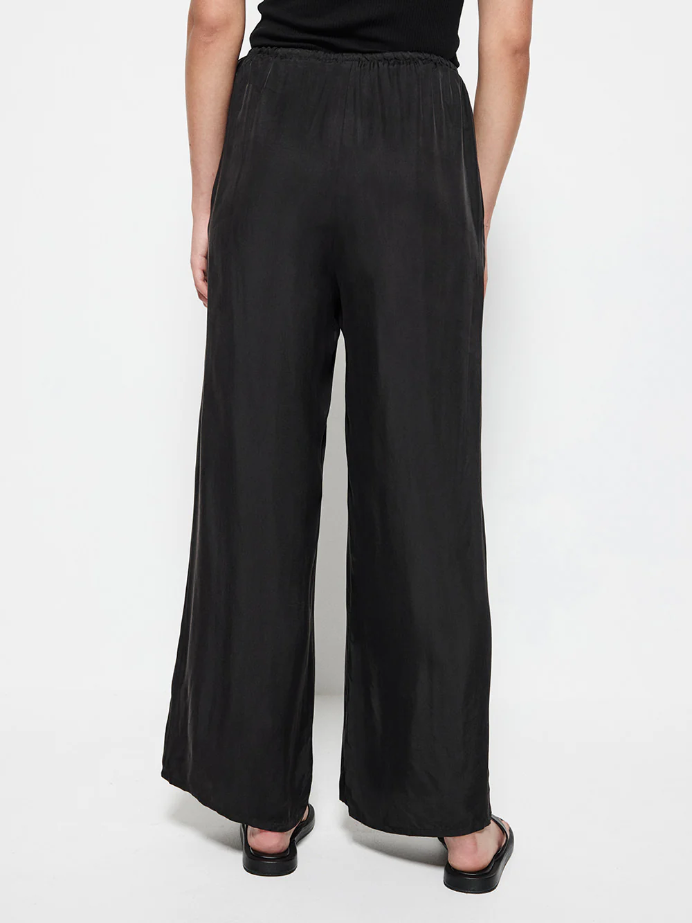 Trish Pant - Image 4