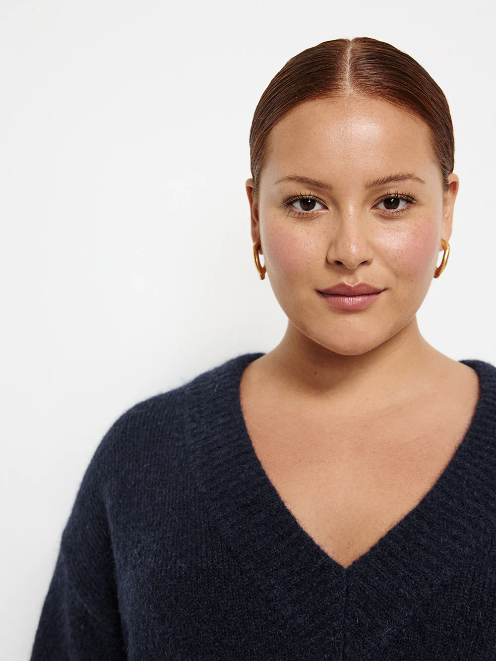 V-Neck Knit - Image 7