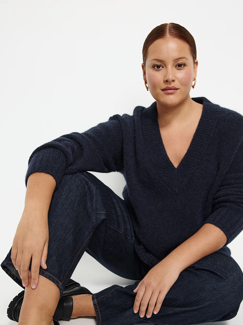 V-Neck Knit - Image 9